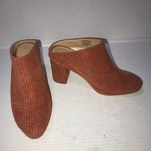 NWOB Soludos Brooke Mules Heels Adobe Burnt Orange Corduroy Sz 5